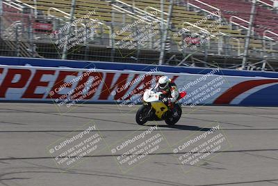 media/Aug-27-2022-Fastrack Riders (Sat) [[c588535105]]/Level 4/Session 1 Start Finish/